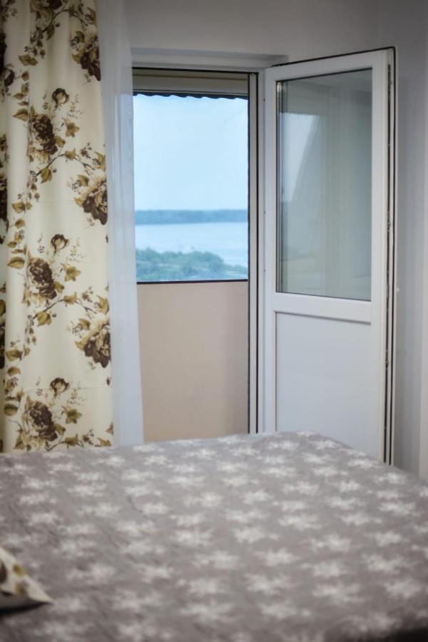 Delta Danube View Apart Тулча Экстерьер фото